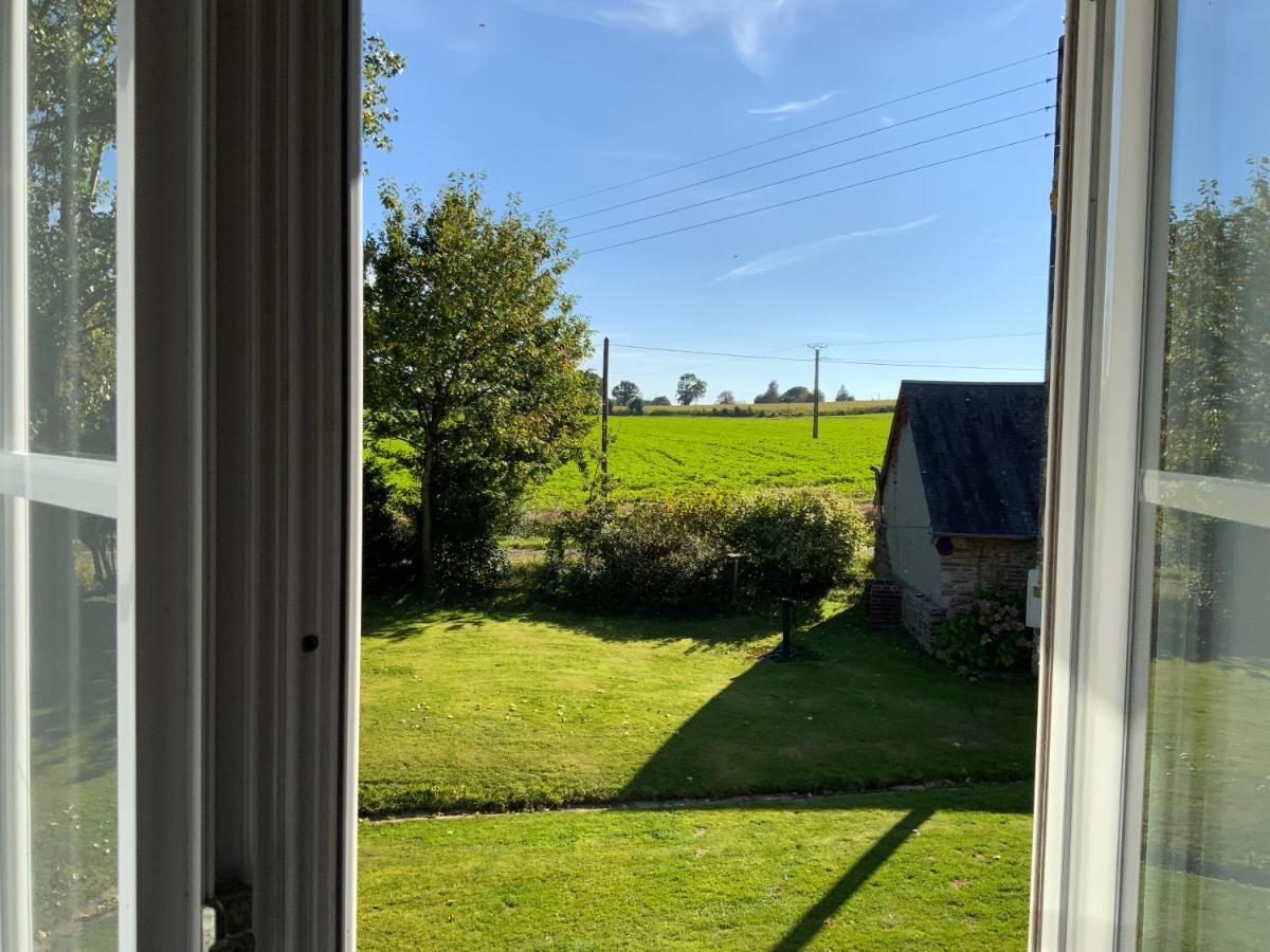 Welcoming And Peaceful Bed And Breakfast Fougerolles-du-Plessis Luaran gambar