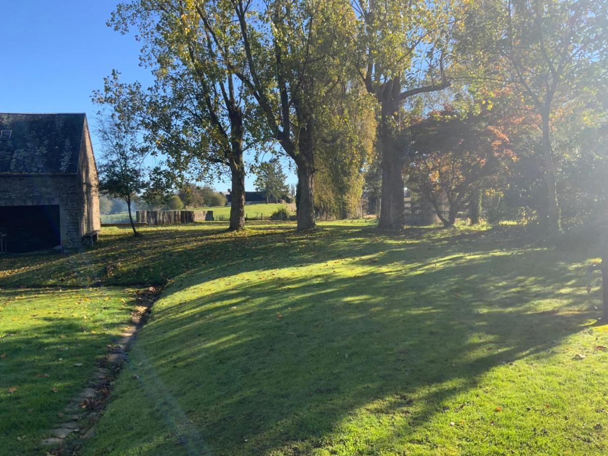Welcoming And Peaceful Bed And Breakfast Fougerolles-du-Plessis Luaran gambar