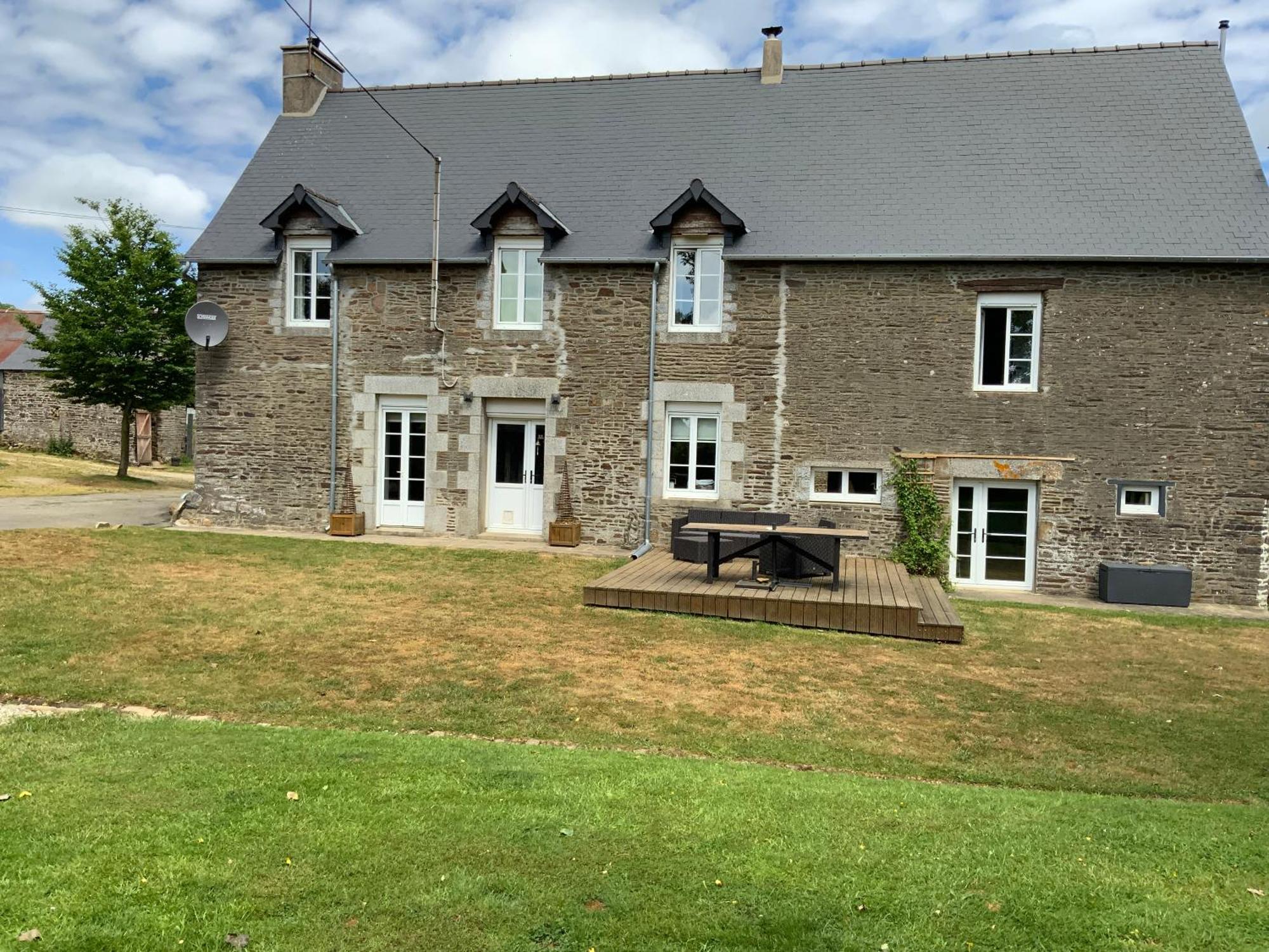 Welcoming And Peaceful Bed And Breakfast Fougerolles-du-Plessis Luaran gambar