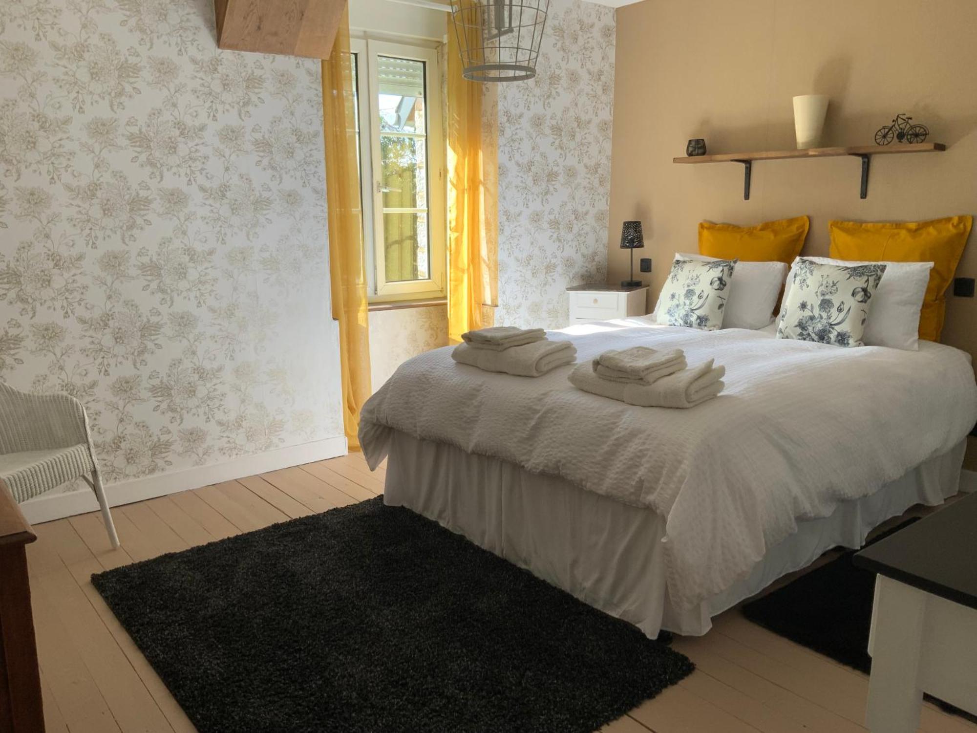 Welcoming And Peaceful Bed And Breakfast Fougerolles-du-Plessis Luaran gambar