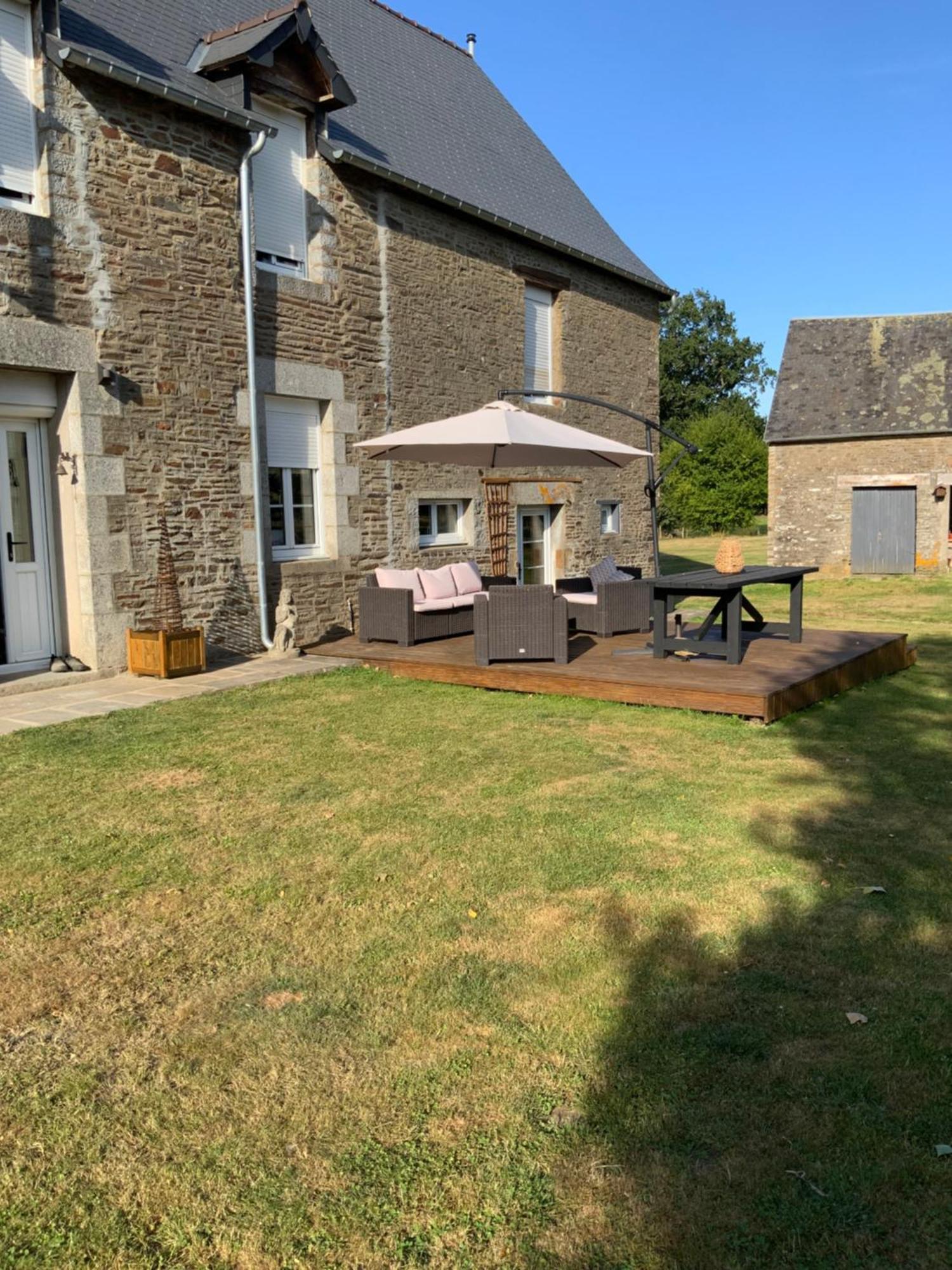 Welcoming And Peaceful Bed And Breakfast Fougerolles-du-Plessis Luaran gambar
